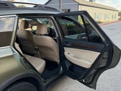 Used 2015 Subaru Outback 3.6R Limited AWD/4WD image 35