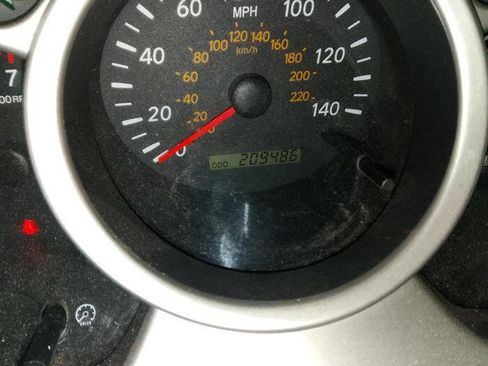 Used 2005 Toyota Highlander Limited AWD/4WD image 39