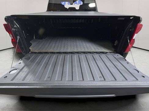 Used 2023 Chevrolet Silverado 1500 Custom image 28