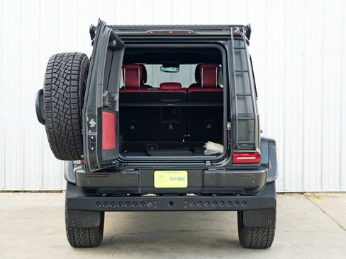 Used 2022 Mercedes-Benz G 63 AMG Squared w/ AMG Night Package Magno image 10