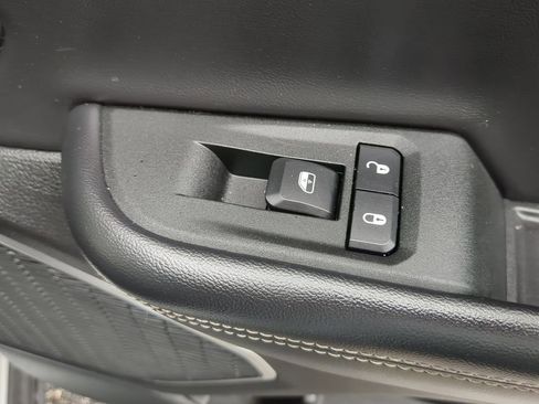 Used 2021 Jeep Grand Cherokee L Limited image 39