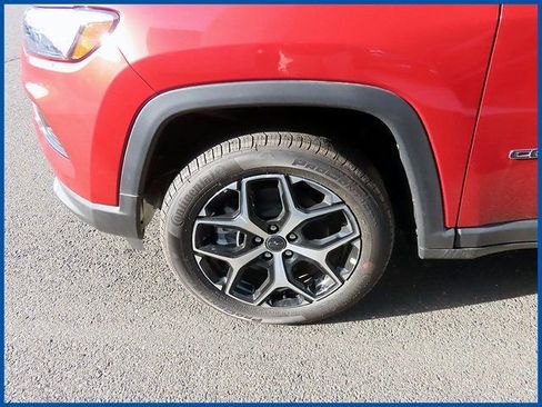 New 2026 Jeep Compass Limited image 4