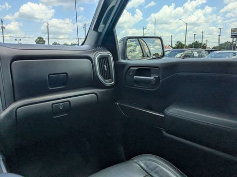 Used 2020 Chevrolet Silverado 1500 LT Trail Boss AWD/4WD image 16