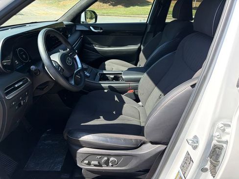 Used 2024 Hyundai Palisade Calligraphy image 9