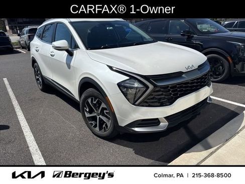 Used 2023 Kia Sportage EX image 3