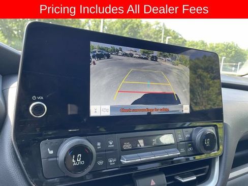 Used 2024 Toyota Grand Highlander AWD image 33