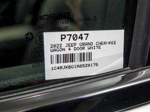 Used 2022 Jeep Grand Cherokee L Limited image 34