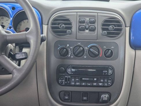 Used 2005 Chrysler PT Cruiser Touring w/ Light Group FWD image 7