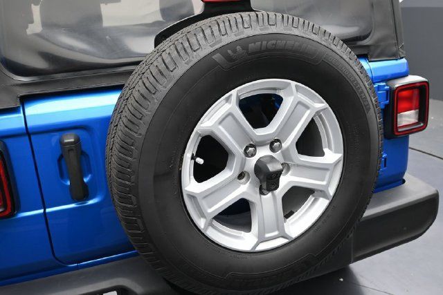 Used 2023 Jeep Wrangler Unlimited Sport AWD/4WD image 29