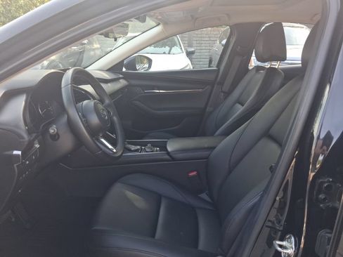 Used 2025 MAZDA MAZDA3 s FWD image 4