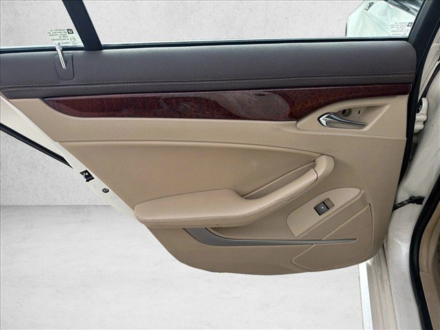 Used 2011 Cadillac CTS Luxury RWD image 18