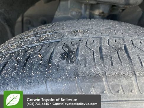 Used 2023 Nissan Rogue SV AWD/4WD image 28
