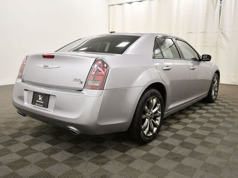 Used 2014 Chrysler 300 S image 8