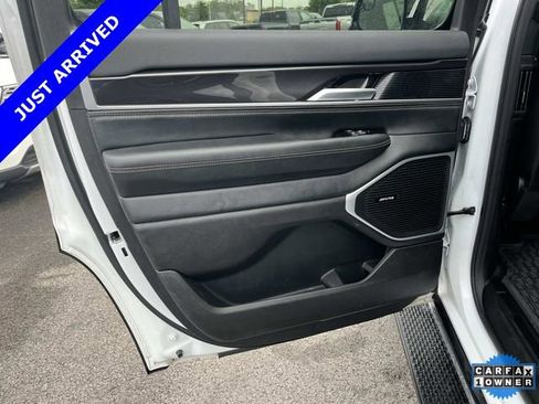 Certified 2024 Jeep Wagoneer 2WD w/ Premium Group I image 19