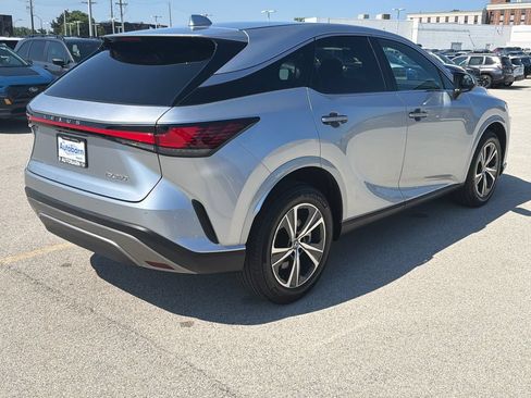 Used 2025 Lexus RX 350 FWD w/ Technology Package image 6