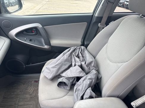 Used 2007 Toyota RAV4 Limited image 12