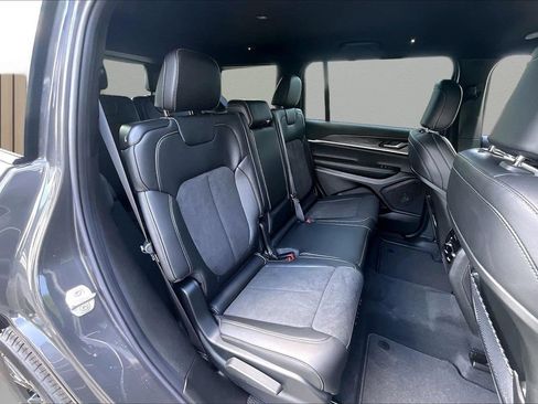 New 2026 Jeep Grand Cherokee L 4WD image 20