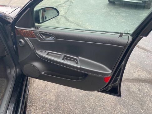 Used 2014 Chevrolet Impala Limited LS image 15