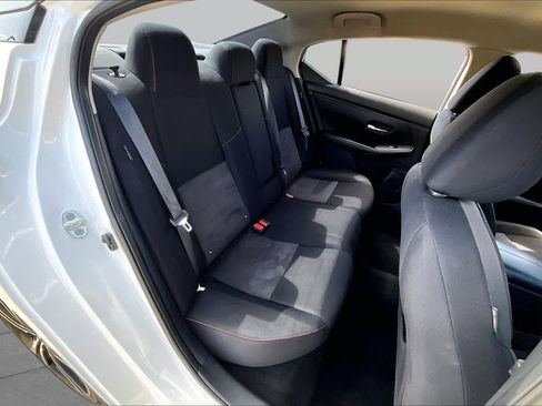 Used 2021 Nissan Sentra SR FWD image 20