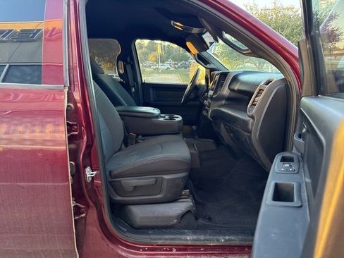 Used 2024 RAM 2500 Tradesman w/ Chrome Appearance Group image 11