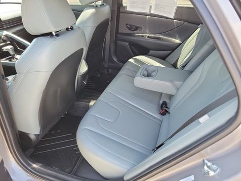 Used 2024 Hyundai Elantra Limited FWD image 27