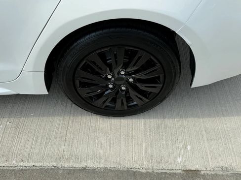 Used 2023 Toyota Corolla LE FWD image 39