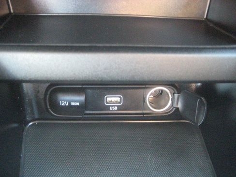 Used 2023 Kia Forte LXS w/ LXS Technology Package FWD image 16