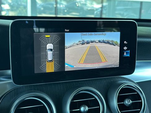 Certified 2022 Mercedes-Benz GLC 300 image 21