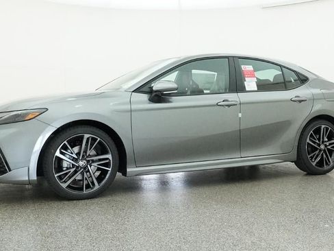 New 2026 Toyota Camry XSE FWD image 18