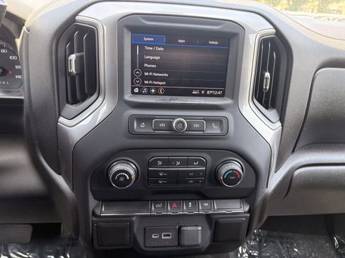 Used 2021 Chevrolet Silverado 1500 Custom RWD image 14