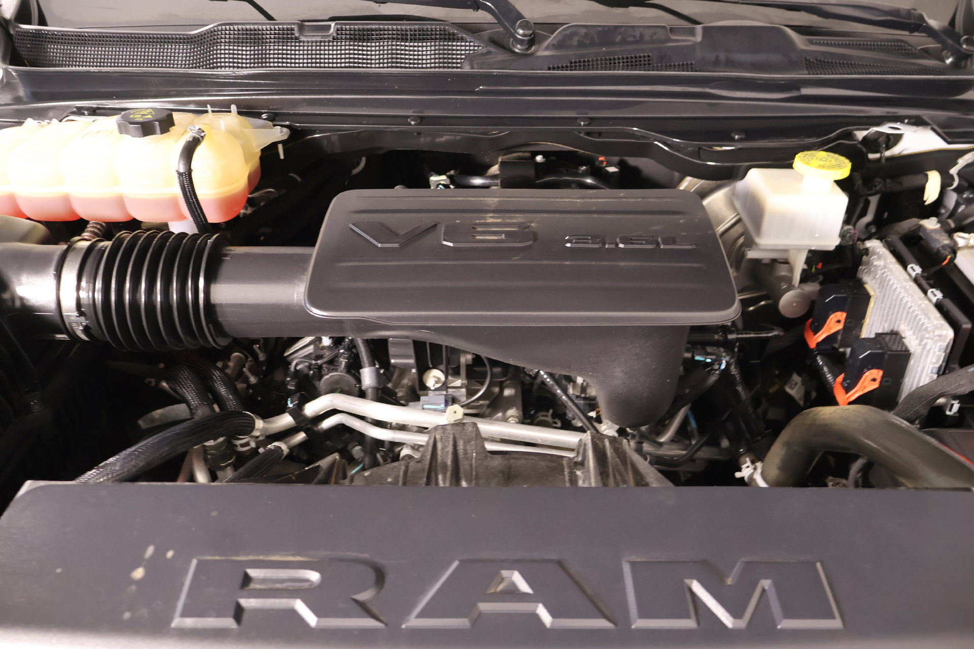 Used 2024 RAM 1500 Big Horn RWD image 19