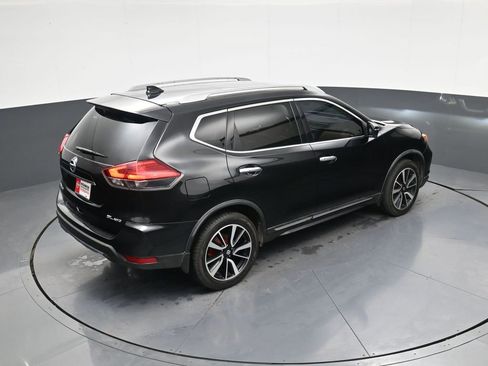 Used 2017 Nissan Rogue SL w/ SL Premium Package image 31