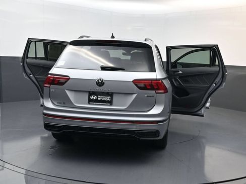 Used 2022 Volkswagen Tiguan SE R-Line AWD/4WD image 30