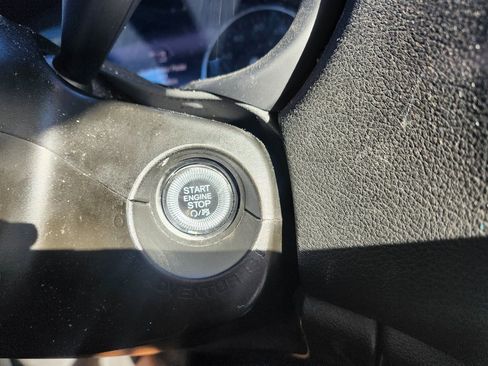 Used 2023 Jeep Renegade Limited w/ Sun/Sound Group image 15