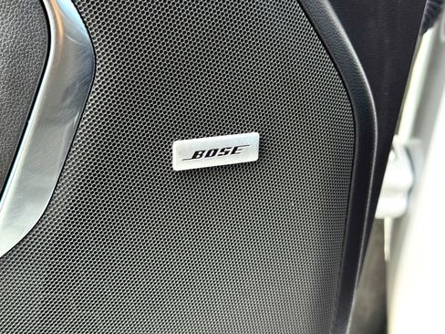 Used 2024 Chevrolet Suburban LT image 15