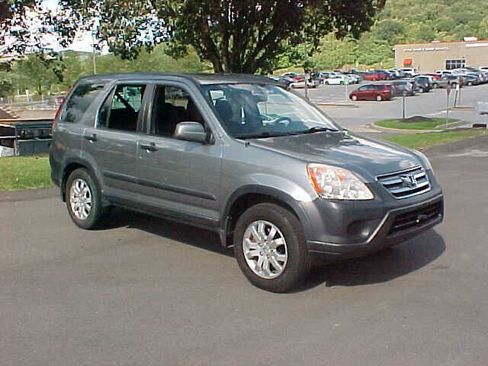 Used 2006 Honda CR-V EX image 2