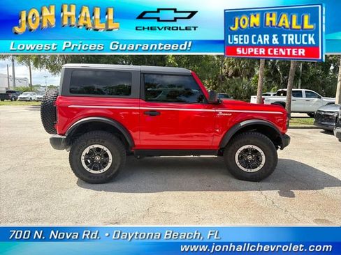 Used 2023 Ford Bronco Black Diamond w/ Sasquatch Package AWD/4WD image 3