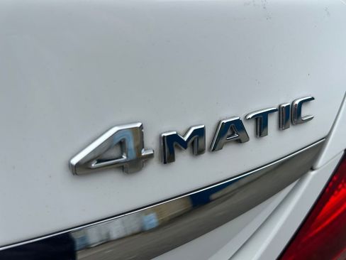 Used 2019 Mercedes-Benz C 300 4MATIC Sedan image 34