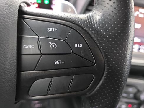 Used 2022 Dodge Challenger R/T w/ Plus Package image 28