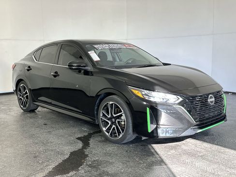 Certified 2024 Nissan Sentra SR image 2