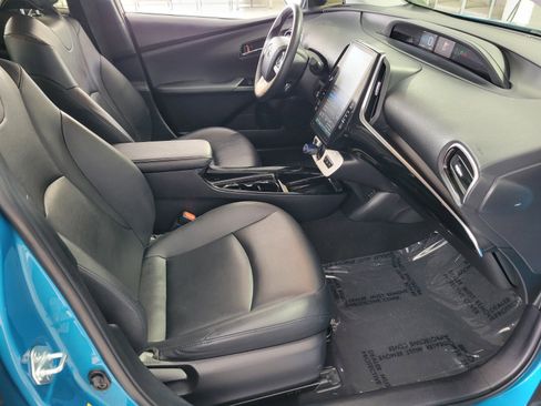 Used 2019 Toyota Prius Prime Premium w/ Carpet Mat Package FWD image 15