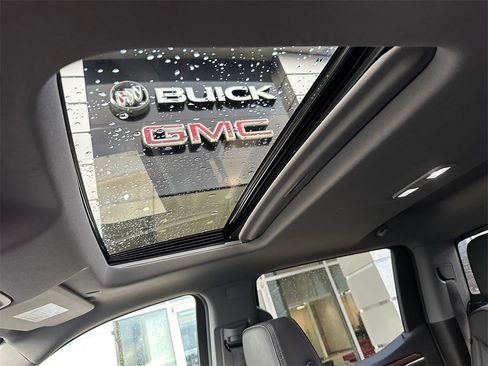 Used 2024 GMC Sierra 1500 Denali w/ Denali Reserve Package image 25