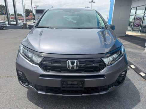 Used 2025 Honda Odyssey Elite image 2