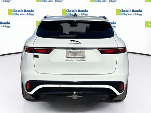 Used 2024 Jaguar F-PACE R-Dynamic S image 7
