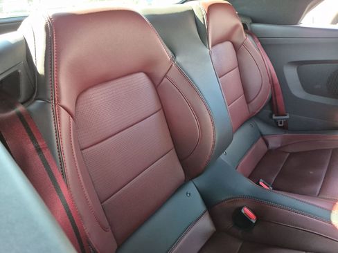 Used 2025 Ford Mustang GT Premium RWD image 31