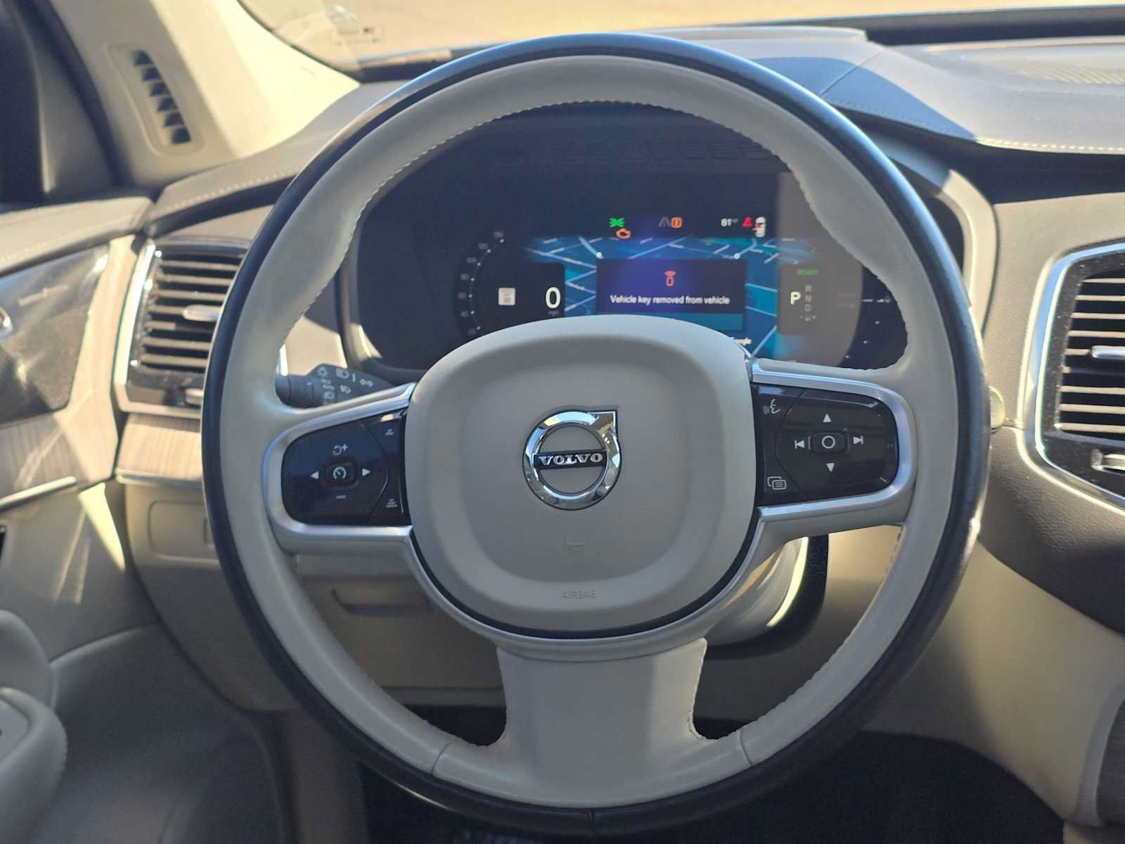 Used 2023 Volvo XC90 T8 Ultimate AWD/4WD image 19