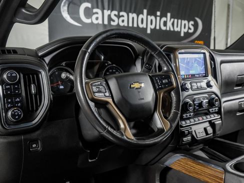 Used 2022 Chevrolet Silverado 3500 High Country w/ Safety Package II AWD/4WD image 15