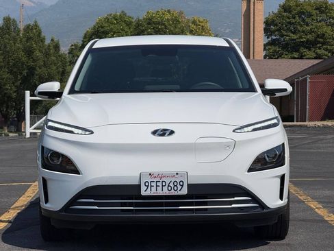 Used 2023 Hyundai Kona SE w/ Cargo Package FWD image 8