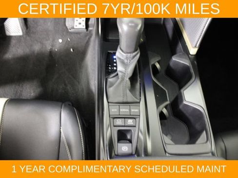 Used 2025 Toyota Camry SE FWD image 25