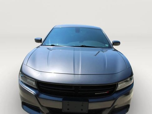 Used 2020 Dodge Charger SXT w/ Leather Interior Group RWD image 2